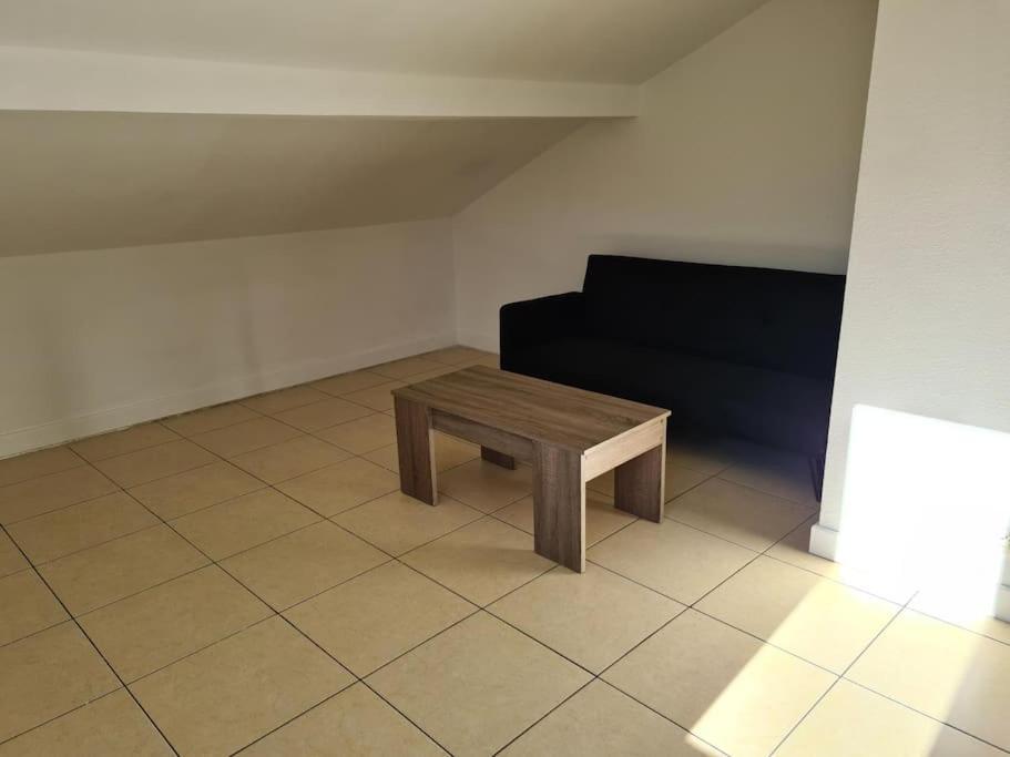 Appartement - Cluses Eksteriør bilde